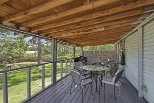 8826 Kiwi Pl, Navarre, FL 32566 - Photo 19