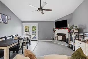 8826 Kiwi Pl, Navarre, FL 32566 - Photo 3