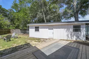 69 NE Laurie Dr, Fort Walton Beach, FL 32548 - Photo 47