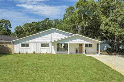 69 NE Laurie Drive, Fort Walton Beach, FL 32548 - Photo 9