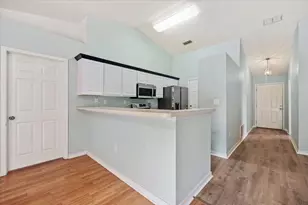 162 Cabana Way, Crestview, FL 32536 - Photo 5