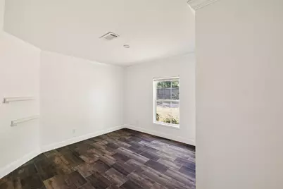 748 Phillips Drive, Freeport, FL 32439 - Photo 19