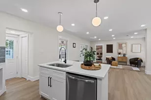 227 NE Staff Dr, Fort Walton Beach, FL 32548 - Photo 9