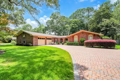 103 Bahia Vista Drive, Niceville, FL 32578 - Photo 1