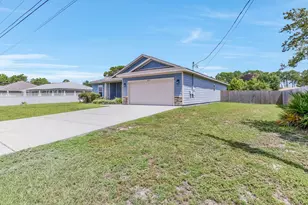1821 Frontera St, Navarre, FL 32566 - Photo 3