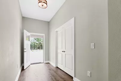 11254 Silverton Drive, Milton, FL 32583 - Photo 5