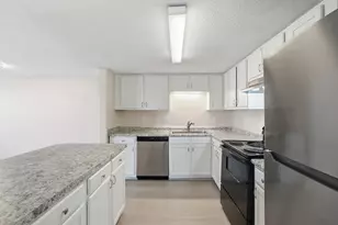 1818 Whispering Oaks Ln, Fort Walton Beach, FL 32547 - Photo 3