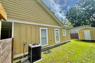 193 Polk St, Freeport, FL 32439 - Photo 13