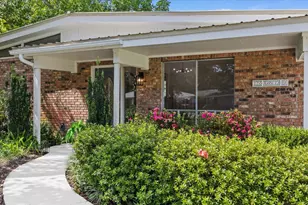 176 Marcia Dr, Mary Esther, FL 32569 - Photo 3
