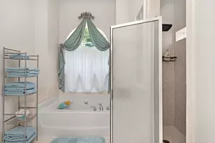 8889 Bahia Vista Ln, Navarre, FL 32566 - Photo 29