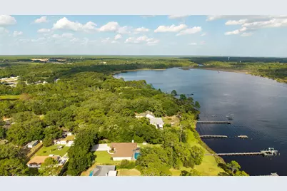 8889 Bahia Vista Lane, Navarre, FL 32566 - Photo 59
