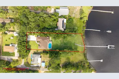 8889 Bahia Vista Lane, Navarre, FL 32566 - Photo 3