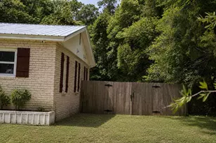 397 W Orange Ave, Defuniak Springs, FL 32435 - Photo 19