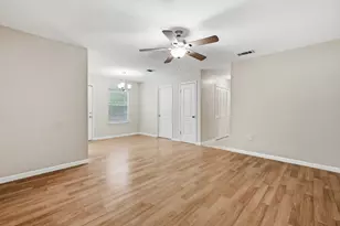 310 Redwood Ave, Niceville, FL 32578 - Photo 3