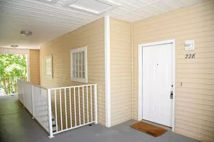 1501 N Partin Dr, Niceville, FL 32578 - Photo 1