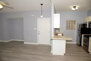 1501 N Partin Dr, Niceville, FL 32578 - Photo 5