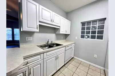 1501 N Partin Drive #232, Niceville, FL 32578 - Photo 11