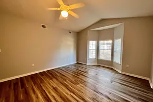1501 N Partin Dr, Niceville, FL 32578 - Photo 7