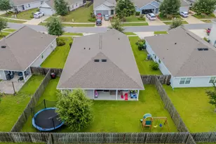 510 Earl Godwin Rd, Freeport, FL 32439 - Photo 37