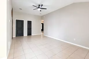 2244 Estate Cir, Navarre, FL 32566 - Photo 11