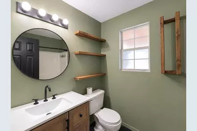 2244 Estate Circle, Navarre, FL 32566 - Photo 31