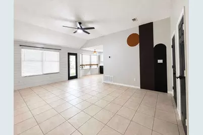 2244 Estate Circle, Navarre, FL 32566 - Photo 13