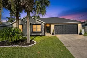 2244 Estate Cir, Navarre, FL 32566 - Photo 1