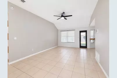 2244 Estate Circle, Navarre, FL 32566 - Photo 7