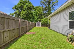 2239 Palo Alto St, Navarre, FL 32566 - Photo 45
