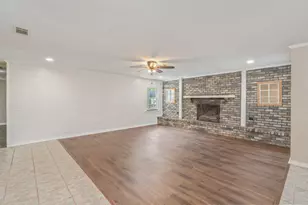 140 Gillis Dr, Crestview, FL 32536 - Photo 9