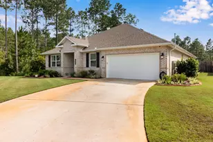 247 E Sky Wy, Freeport, FL 32439 - Photo 3
