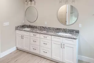 608 5th St, Destin, FL 32541 - Photo 15