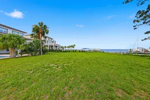 759 Boulevard of the Champions, Shalimar, FL 32579 - Photo 95