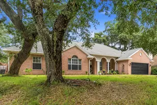 2809 Lee Trevino Ct, Shalimar, FL 32579 - Photo 3