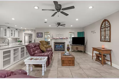 2587 Dana Court, Shalimar, FL 32579 - Photo 7