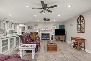 2587 Dana Ct, Shalimar, FL 32579 - Photo 7