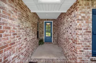 205 Hart St, Niceville, FL 32578 - Photo 5