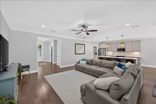 205 Hart St, Niceville, FL 32578 - Photo 11