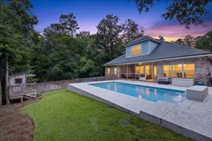 205 Hart St, Niceville, FL 32578 - Photo 3