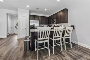 1700 Sound Haven Ct, Navarre, FL 32566 - Photo 11