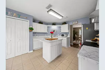 490 Jillian Drive, Crestview, FL 32536 - Photo 9