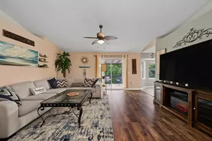 490 Jillian Dr, Crestview, FL 32536 - Photo 5