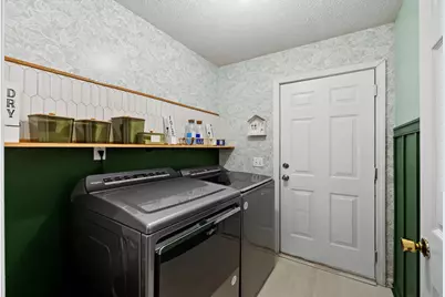 490 Jillian Drive, Crestview, FL 32536 - Photo 17