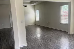 316 Merlin Ct, Crestview, FL 32539 - Photo 9