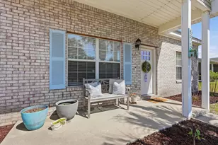573 Tropical Way, Freeport, FL 32439 - Photo 3