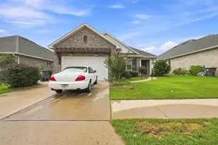 104 Hornet Ln, Valparaiso, FL 32580 - Photo 11