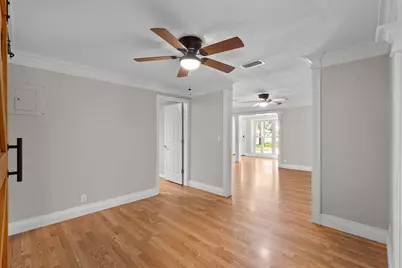 920 NE Beachview Drive, Fort Walton Beach, FL 32547 - Photo 9