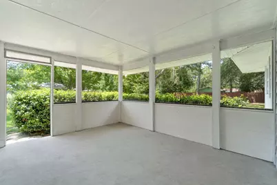 920 NE Beachview Drive, Fort Walton Beach, FL 32547 - Photo 33