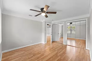920 NE Beachview Dr, Fort Walton Beach, FL 32547 - Photo 23