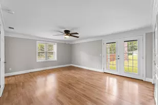 920 NE Beachview Dr, Fort Walton Beach, FL 32547 - Photo 27